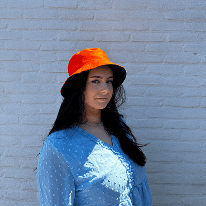 Twee zijdige Nederlandse Bucket Hat - van Gigandia | Gigandia